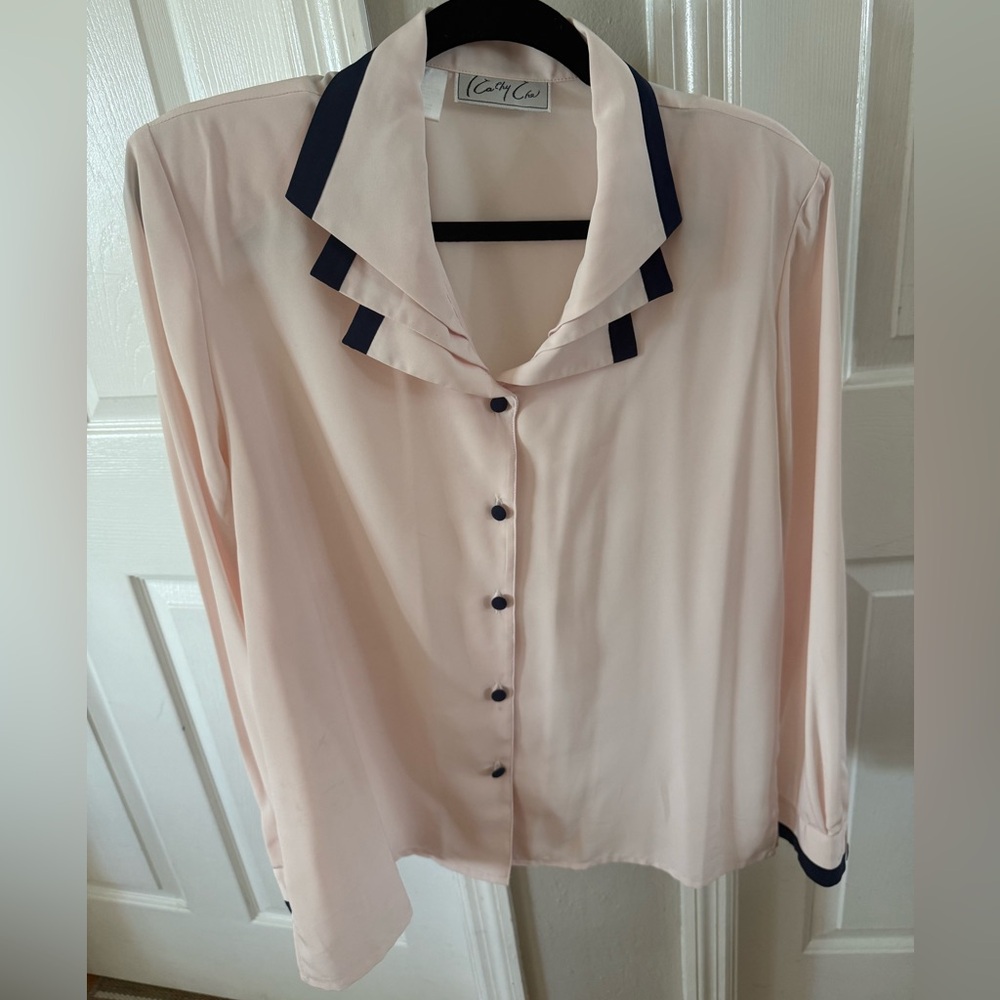Chic Cream Button-Down Shirt with Navy Trim - Picture 1 of 6